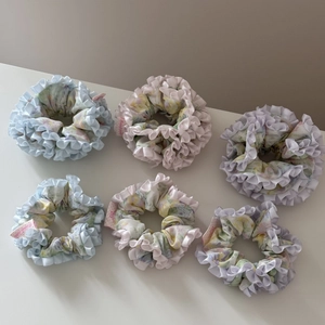 Lot de 6 chouchous à fleurs roses, bleus et violets avec bords à volants élégants