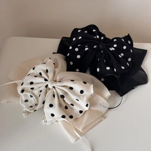 Pince à cheveux nœud à pois élégante avec pendentifs perles en noir et crème