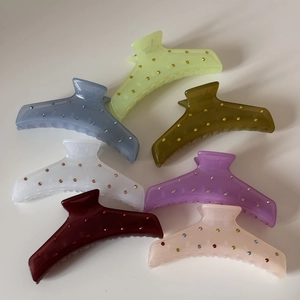 Lot de 7 pinces à cheveux colorées avec strass et finition mate pour femmes
