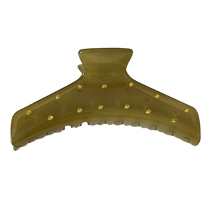 Pince à cheveux vert olive translucide avec strass dorés sur fond blanc