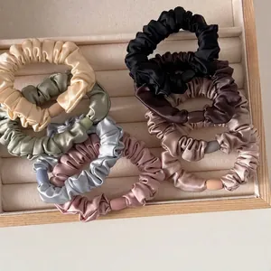 Satin Falten Haargummi Koreanischer Stil Minimalistischer Haarschmuck Pferdeschwanz Halter Für Damen Tägliche Accessoires