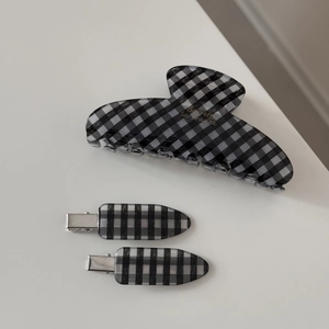 French vintage style houndstooth acetate hair claw clip and side pins accessory set