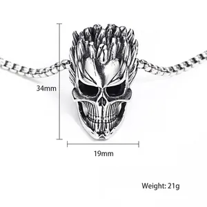 Gothic Totenkopf Anhänger für Herren aus Vintage-Edelstahl mit einer Box-Kette dazu