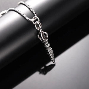 Retro Vajra Pestle Pendant Necklace in Titanium Steel with Buddhist Script Engraving