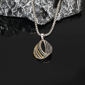 Collier goutte torsadé bohème en acier argenté avec cristaux de zircon bleu et jaune