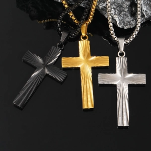 Trois colliers croix hip hop pour hommes en acier inoxydable noir, doré et argenté