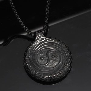 Retro black stainless steel Tai Chi pendant with Yin Yang relief and box chain for men