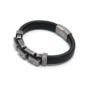 Bracciale da uomo in pelle intrecciata con catena argento industriale e chiusura magnetica