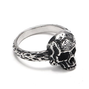 Retro punk skull ring in silver stainless steel with distressed vintage texture finish