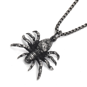 Gothic style spider pendant necklace in vintage stainless steel with box chain