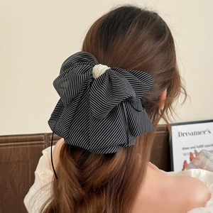 Elegant French striped mesh hair claw clip with pearls for women ponytail hair styling