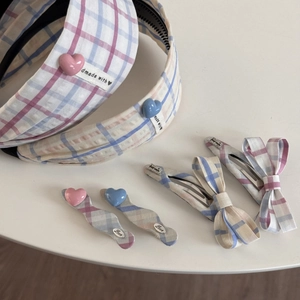 Détails de pinces à cheveux et bandeau en tissu à carreaux de style avec cœurs et étiquettes