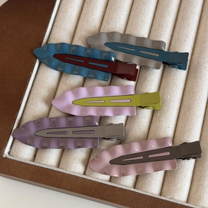 Lot de 5 barrettes à cheveux élégantes en métal mat ondulé avec divers mélanges de couleurs