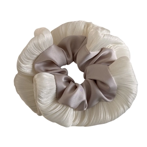 Pleated satin scrunchie with dual-tone beige and purple ruffles for women