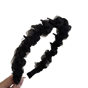 Serre-tête en tulle plissé avec perles noires et dents antidérapantes pour coiffure volumineuse