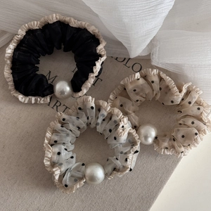 Three-piece set of elegant mesh hair scrunchies with pearls and polka dots for women