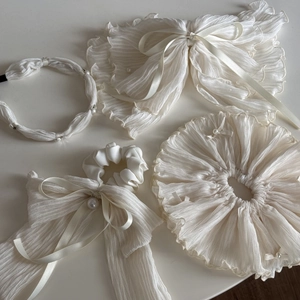 Creamy white Korean style chiffon hair scrunchie set with pearls and ribbons