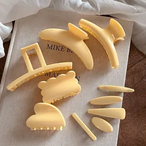 Pinces à Cheveux Jaune Fromage Couleur Unie pour Femmes Sens Senior Polyvalent Tempérament Pince Résine Accessoires Cheveux