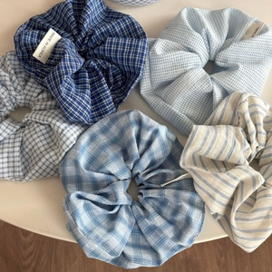 Lot de cinq chouchous à carreaux et rayures bleus au design frais de style coréen