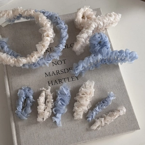 Ensemble d'accessoires cheveux en résille plissée bleue et blanche, barrettes à volants