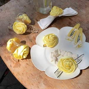 Elegante Fermaglio per Capelli con Rosa 3D in Raso Stile Francese Giallo Pinza per Capelli Nastro Fiocco Elastico per Donna