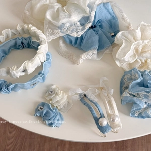 Collection de Chouchous Plissés en Dentelle Serre-tête et Pince à Cheveux Künstliche Perle pour Femmes Accessoires de Cheveux en Tissu Bleu Blanc