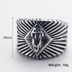 Bague gothique vintage en acier inoxydable avec relief portrait et détails de soleil, 20mm