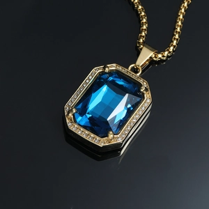 Collana hip hop con ciondolo quadrato in gemma blu e montatura in oro con zirconi
