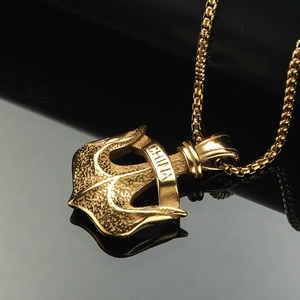 Collier avec pendentif ancre en or massif, finition texturée et chaîne box pour homme