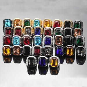 Vintage Men Titanium Steel Ring Large Rectangular Gemstone Inlaid Punk Gothic Carved Gold Silver Black Ring Men Jewelry