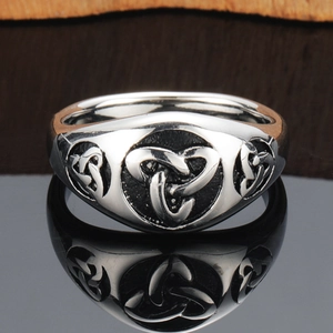 Vintage Viking Titanium Stalen Ring Voor Heren Keltische Knoop Triquetra Patroon Retro Heavy Metal Band Sieraden Vinger Accessoire