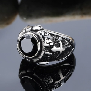 Vintage gothic punk skull cross ring for men with large faceted black stone inlay