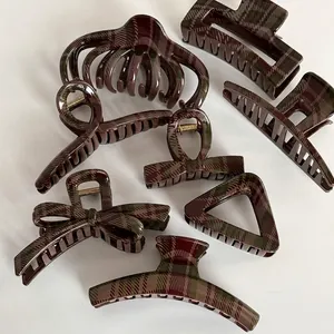 Vintage Christmas Plaid Hair Claw Clips British Tartan Pattern Resin Shark Claws Elegant Hair Styling Accessories For Women