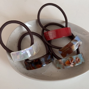 Élastique à Cheveux en Acétate Rétro Arc Géométrique Étiquette Dorée Scrunchies Élastiques pour Femme Support de Queue de Cheval