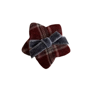 Pince à cheveux étoile pour fille en carreaux rouges avec nœud en velours bleu marine
