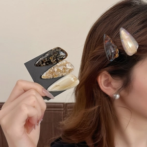 Elegante Acetaat Driehoek Haarclip Voor Vrouwen Franse Handgemaakte Stijl Marmeren Textuur Schildpadmotief Zoete Snavelclip Haaraccessoires