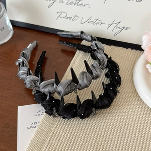 Elegant mesh twisted headbands in grey and black with fine rhinestones and inner teeth