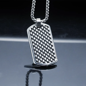 Collier Homme Pendentif Dog Tag en Acier Inoxydable Style Rétro Punk Industriel Rectangle Texture Losange Bijoux Mode