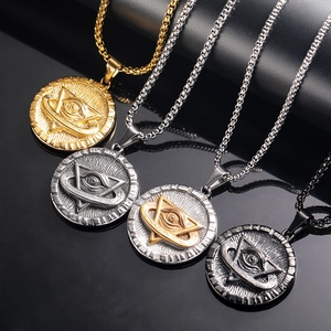 Collana con Ciondolo Occhio della Provvidenza in Acciaio Inossidabile Hip Hop Medaglia Moneta Rotonda Gioielli per Uomo Donna
