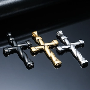 Collier Pendentif Croix Torsadée en Acier Inoxydable Hip Hop pour Homme Argent Or Noir Bijoux de Croix de Coulée Électroplaqués