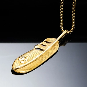 Minimalistische Feder-Halskette aus vergoldetem Edelstahl mit polierter Box-Kette für Herren