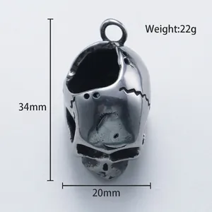 Gothic punk skull pendant in silver steel, measuring 34mm by 20mm and weighing 22g
