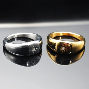 Bague Chevalière Étoile en Acier Inoxydable pour Femme Minimaliste Strass Incrusté Or Argent Bague Polie Bijoux Cadeau