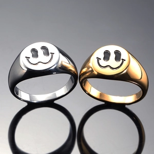 Fashion Stainless Steel Wavy Smiley Face Signet Ring For Women Minimalist Street Style Polished Gold Silver Finger Ring