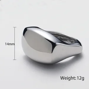 Bague large minimaliste en argent poli avec face rectangulaire courbée de 14mm de hauteur
