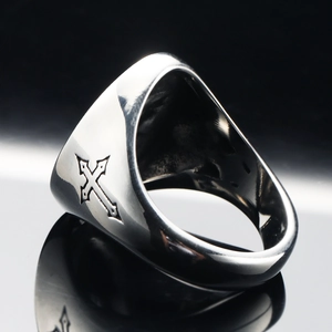 Vintage punk stainless steel cross heart ring with embossed details and silver finish