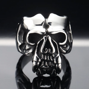 Gothic Stainless Steel Skull Ring For Men Vintage Punk Rock Fangs Design Polished Silver Biker Band Jewelry Gift