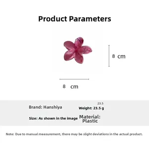 Detailansicht einer rosa Blumen-Haarklammer mit Marmorstruktur, Größe 8cm mal 8cm