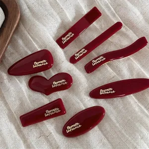 Vintage French Style Wine Red Hair Clip Minimalist Alloy Acrylic Barrette Gold Letter Geometric Heart Duckbill Clip For Women Hair Accessories