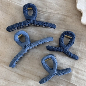 Denim wrapped hair claw clips in blue shades with golden metal springs for women hair styling